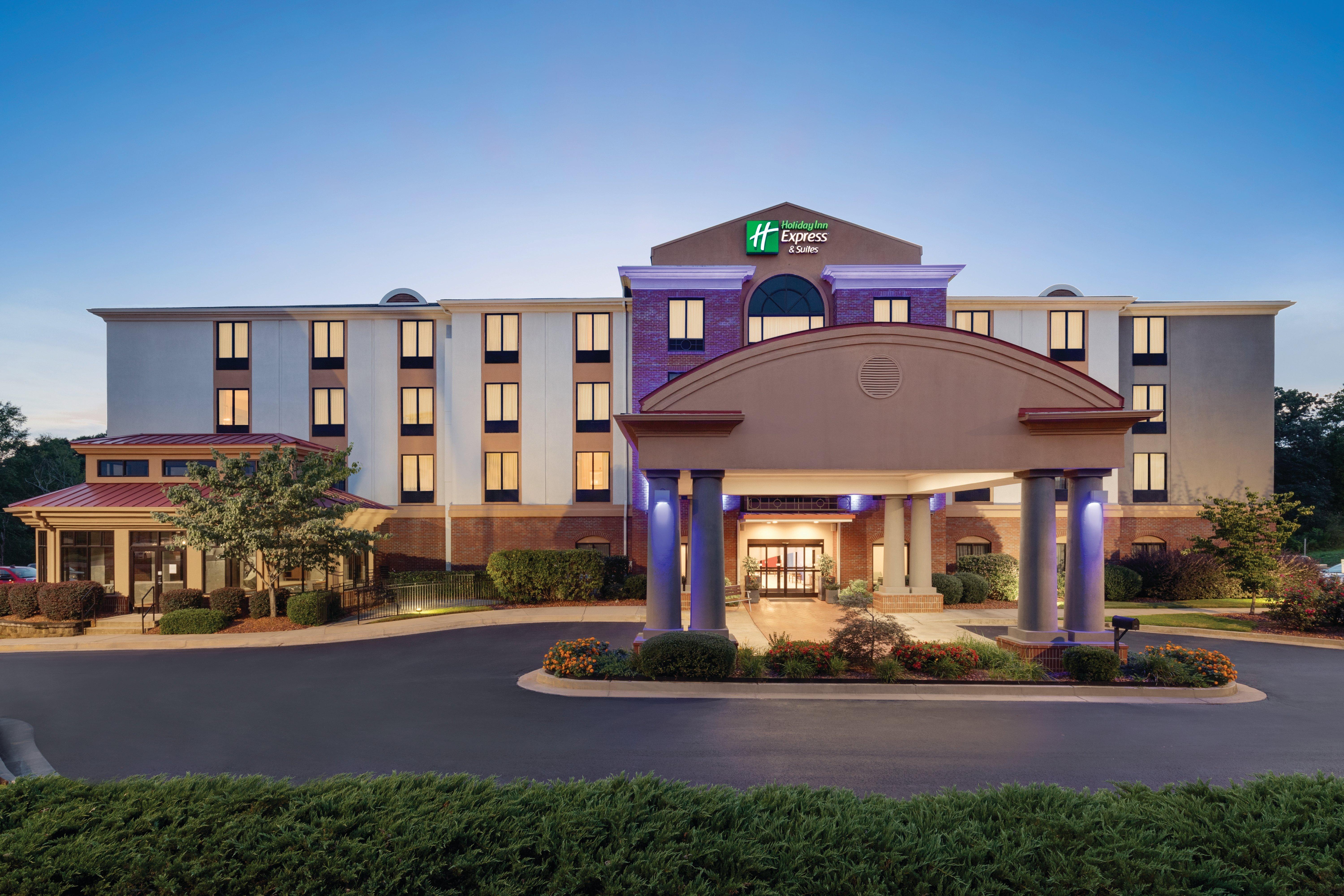 Holiday Inn Express Hotel & Suites Lavonia By Ihg Exterior foto